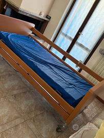 Letto elettrico da degenza