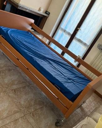 Letto elettrico da degenza