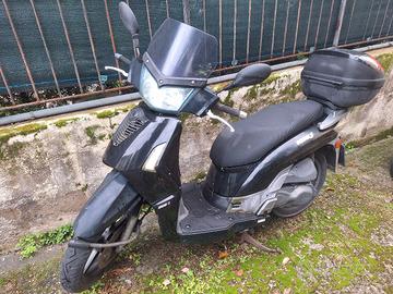  kymco people