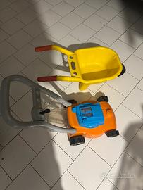 Carriola e tagliaerba per bambini
