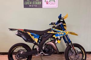 Suzuki Valenti SM 50