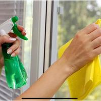 Pulizie vetri e finestre