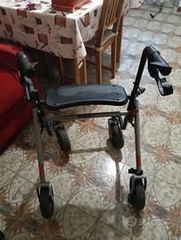 Deambulatore robusto con 4 ruote
