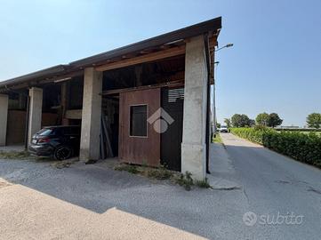 RUSTICO A PESSANO CON BORNAGO