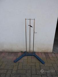 supporto in acciaio per laboratorio