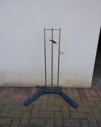 supporto in acciaio per laboratorio