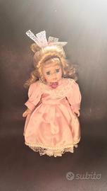 Bambola di porcellana