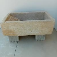 pila antica in pietra leccese