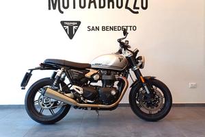 Triumph Speed Twin 1200