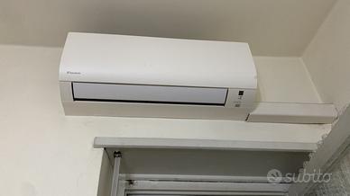 DAIKIN R32 inverter comfora