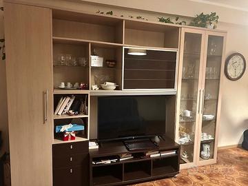 cucina e mobile di sala