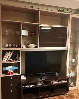 cucina e mobile di sala