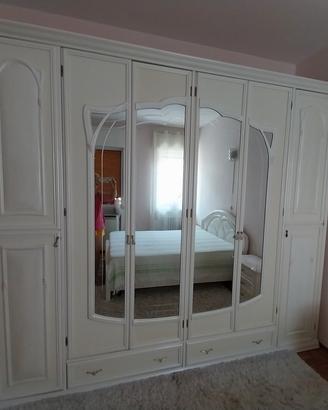 Camera da letto colore panna