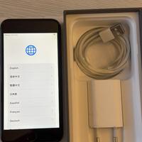 iPhone 8 64Gb con accessori e scatola