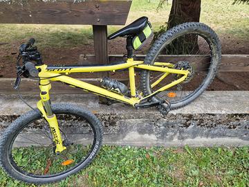 mtb scott scale junior 26