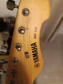 Chitarra Elettrica Yamaha EG 112 - Nera e Bianca