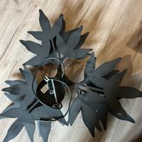 Lampadario a sospensione a foglie di metallo antra