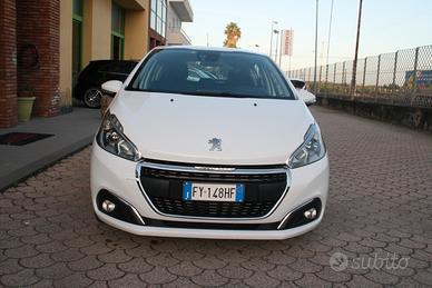 Peugeot 208 BlueHDi 100 S&S 5 porte Allure