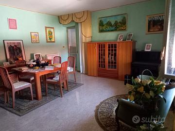 Casa composta da due appartamenti