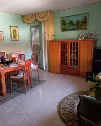 Casa composta da due appartamenti