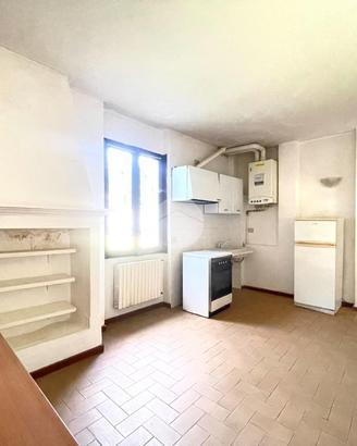 2 LOCALI A BRESCIA