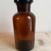 Boccetta antica farmacia ambra