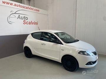 Lancia Ypsilon 1.0 69cv FireFly 5 porte Hybrid Eco