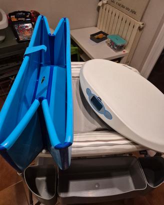 fasciatoio chicco + bilancia + vaschetta Stokke