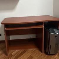 scrivania porta pc