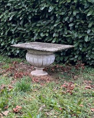 Tavolino da giardino in cemento (pezzo originale)