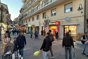 Locale commerciale in corso Garibaldi