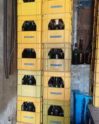 BOTTIGLIE DI VINO E ACCESORI