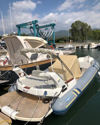 GOMMONE MARLIN 22 MOTORE ENTRO FUORI BORDO