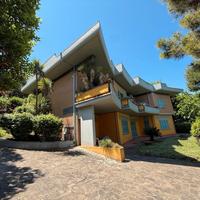 In c erca di qualcosa di unico?