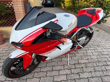 Ducati 848
