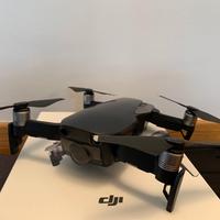 DJI Mavic Air + batteria aggiuntiva e custodia