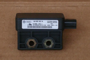 Sensore d'imbardata 1J0 907 657 A   S