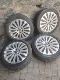 SET DI CERCHI CON GOMME AL 30%