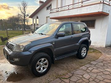 Toyota land cruiser kdj125