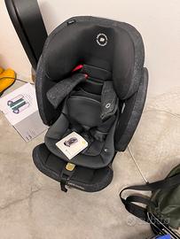 Seggiolino auto bebè confort