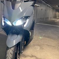 Yamaha Tmax 560 Tech Max sc X-Adv 750