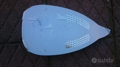 Piastra ferro da stiro con resistenza