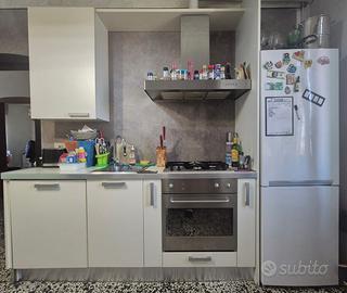 Cucina completa + credenze – elettrodomestici incl