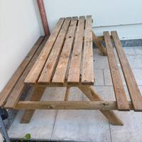 Tavolo pic nic giardino