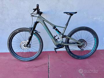 SPECIALIZED TURBO LEVO SL EXPERT CARBON  860km