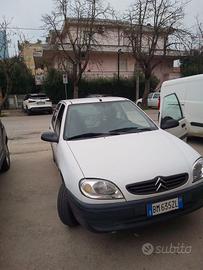 Citroën Saxo 1.0i