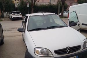 Citroën Saxo 1.0i