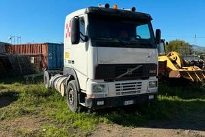 Trattore Volvo FH12