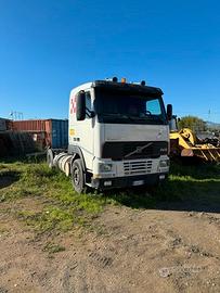 Trattore Volvo FH12