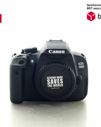 Canon EOS 700D